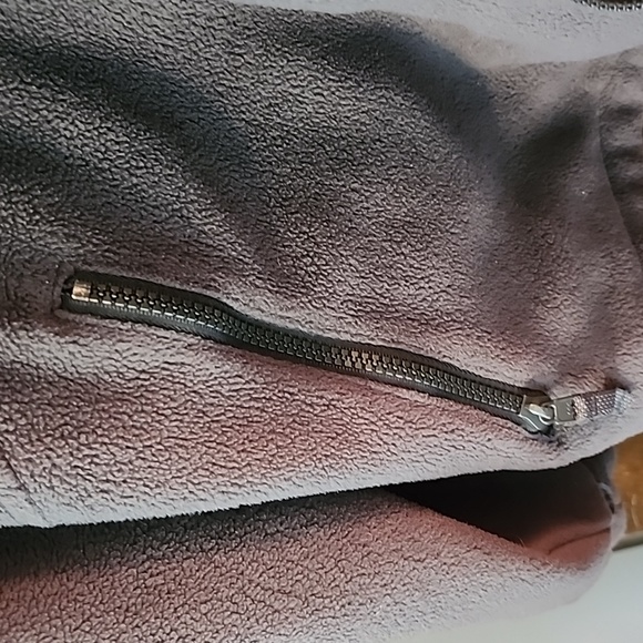 Columbia Core Interchange men's large fleece jacket, EUC, no damage, smoke free - Picture 3 of 6